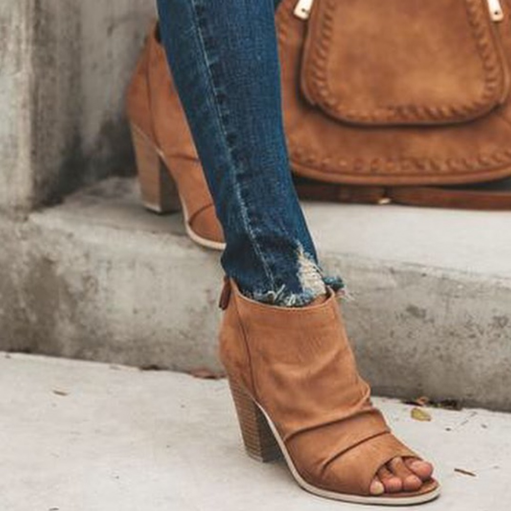 [SOLD ELSEWHERE] Never Worn Tan Faux Suede Scrunch Peep Toe Bootie